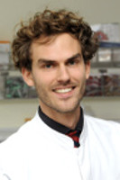 Dr. med. Max-Philipp Stenner